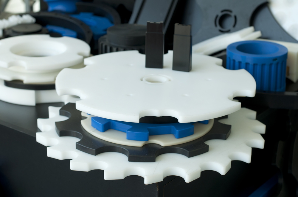 塑料機械零件的垂直成像與精密零部件加工技術探析